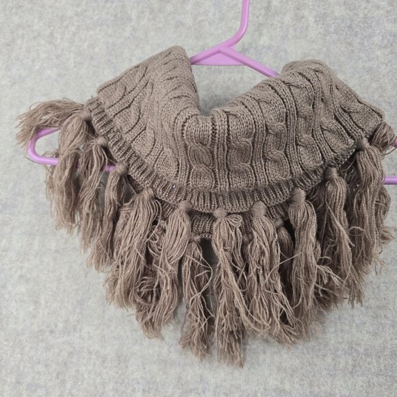 Lot of Womens Knitted Infinity Scarf Acrylic Beige Fringe Detailing Tassels - Picture 2 of 14
